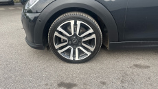 MINI Hatchback 1.5 Cooper Exclusive 5dr Auto Petrol Hatchback